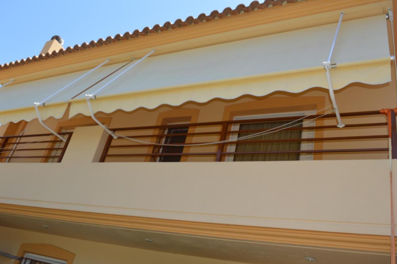 Villa Avatos - Near To The Port Of Rafina And The Airport Of Athens Agios Spyridon  Exterior foto