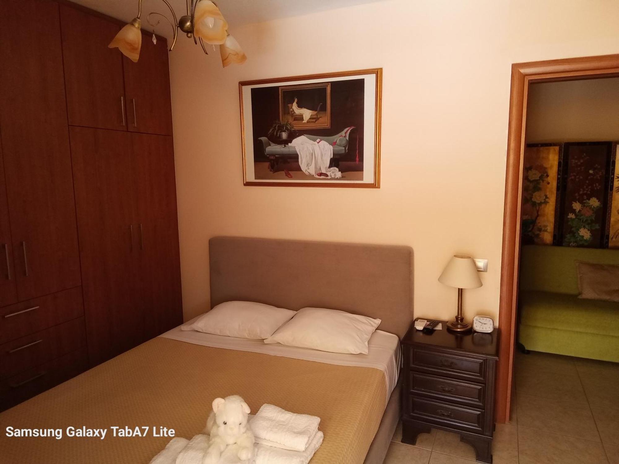 Villa Avatos - Near To The Port Of Rafina And The Airport Of Athens Agios Spyridon  Exterior foto